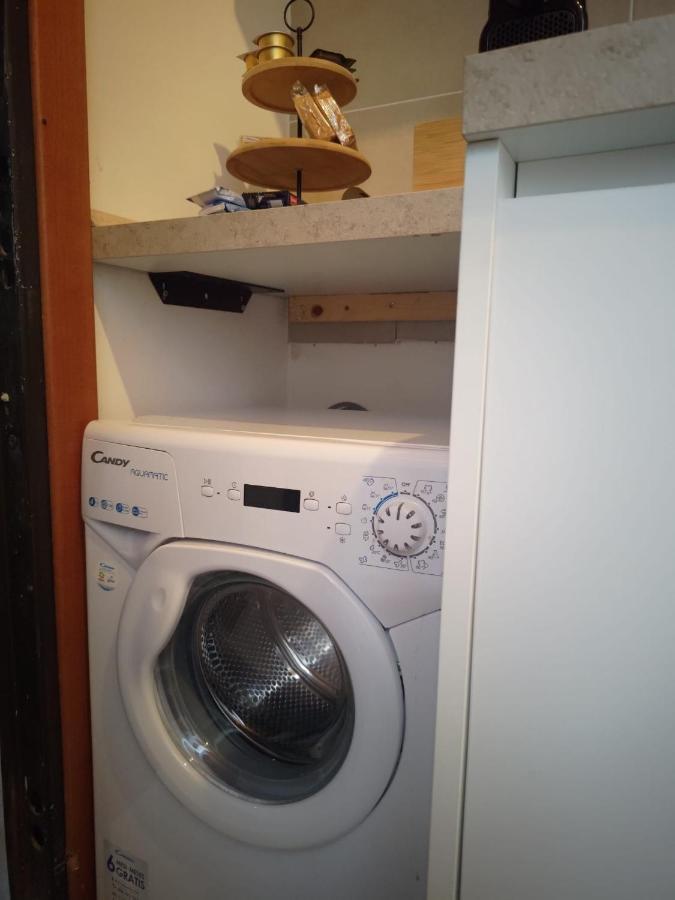 Guazzo Apartment - Self Check-In Parma Dış mekan fotoğraf