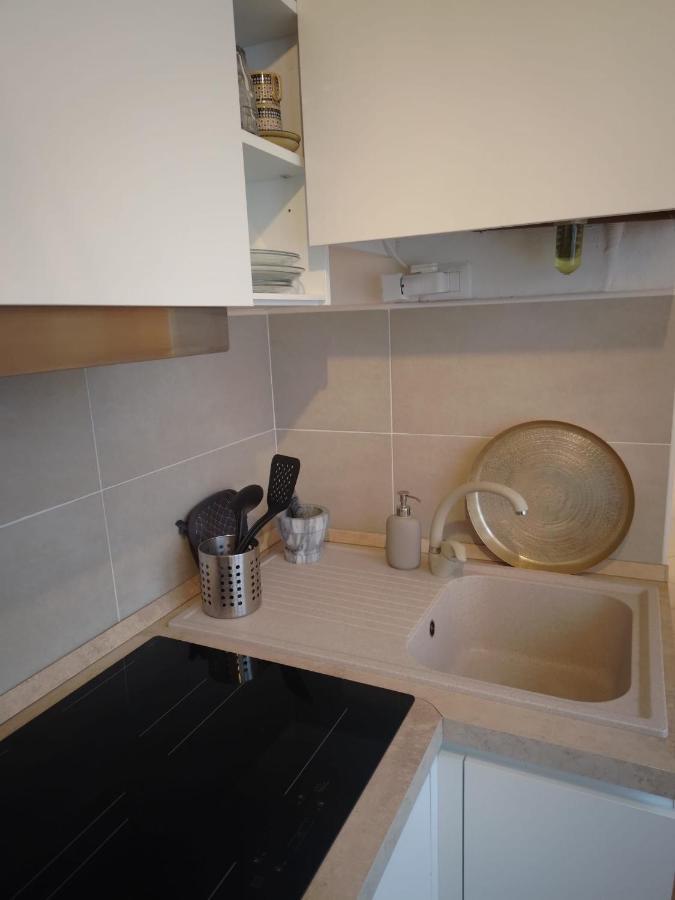 Guazzo Apartment - Self Check-In Parma Dış mekan fotoğraf